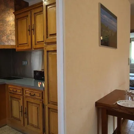 Prázdninový dům Charmante Maison Traditionnelle Avec Jeux, Terrasse Et Parking A - Fr-1-582-78