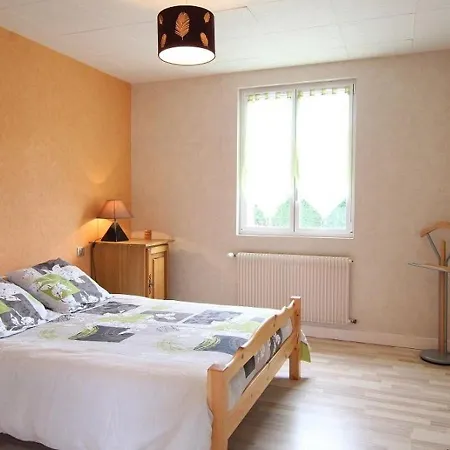 Holiday home Charmante Maison Traditionnelle Avec Jeux, Terrasse Et Parking A - Fr-1-582-78 *